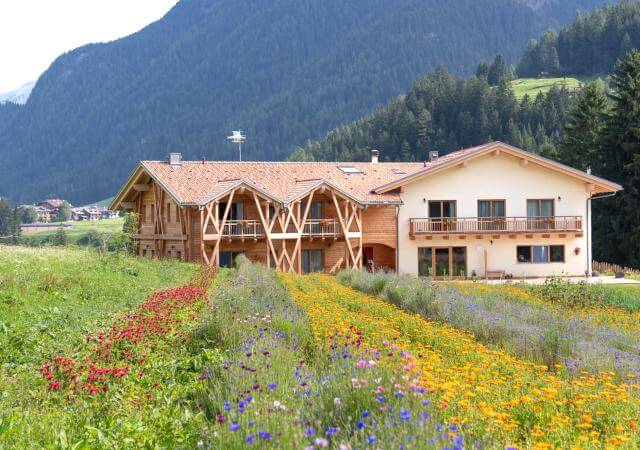 Neues KlimaHotel Nature im Fassatal: Ecogreen Agritur Fiores