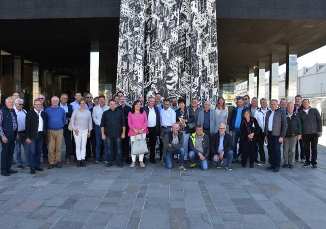 Besuch der Arbeitsgemeinschaft der Wohnungsunternehmen Oberbayern in der KlimaHaus Agentur